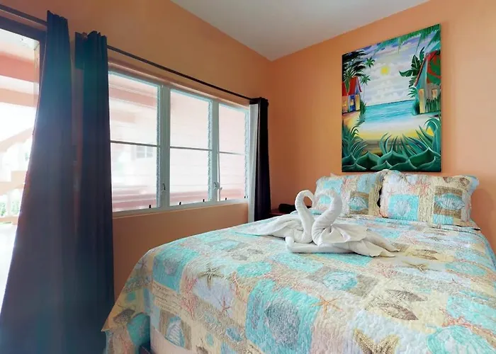 Caribbean Lily @ Caribe Island Apartamento